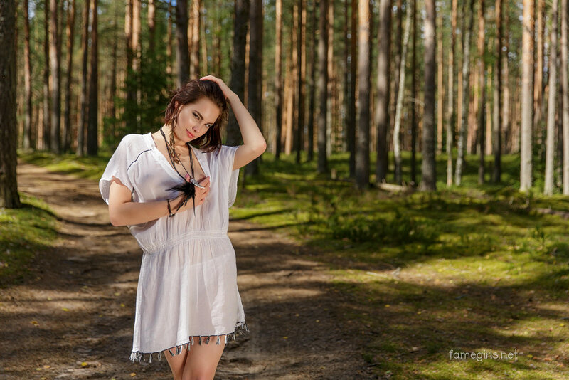 Нина, 33